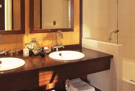 Domaine Les Grandes Roches 3*