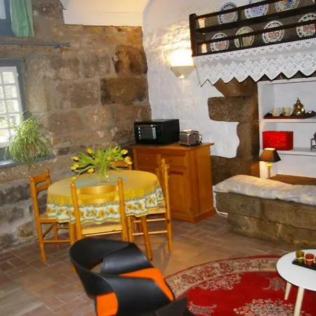 Domaine Les Grandes Roches Bed & Breakfast Trégunc