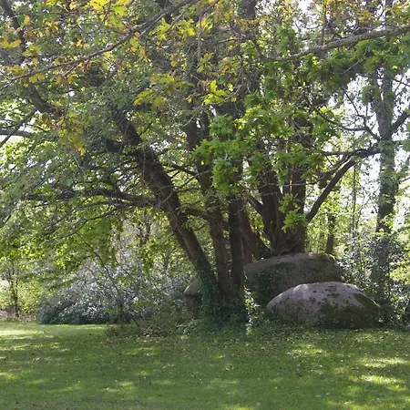 Domaine Les Grandes Roches Bed & Breakfast Trégunc